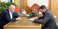 Игорь Артамонов обсудил с новым вице-губернатором Романом Балашовым первоочередные задачи в работе - Знамя Октября