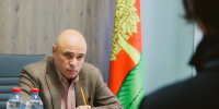 Игорь Артамонов провёл приём граждан по вопросам улучшения инфраструктуры для жизни - Знамя Октября